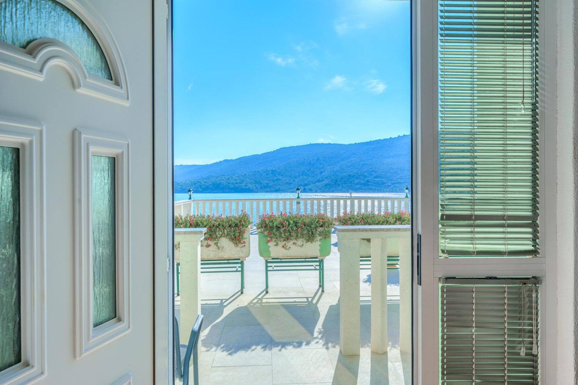Villa Drago Marina Exterior photo